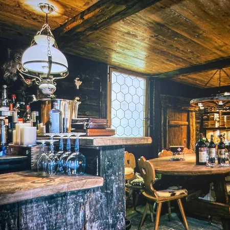 Dreamy Chalet Near Slopes W Hot Tub Holiday home