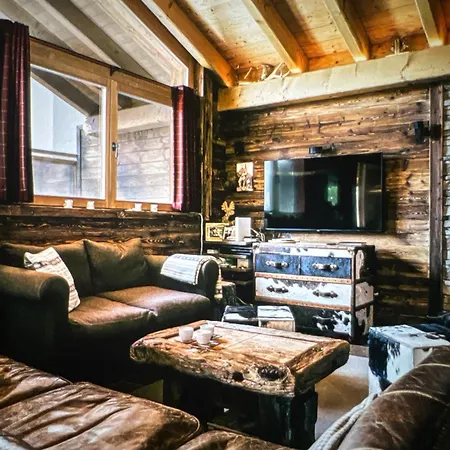 Holiday home Dreamy Chalet Near Slopes W Hot Tub Courchevel
